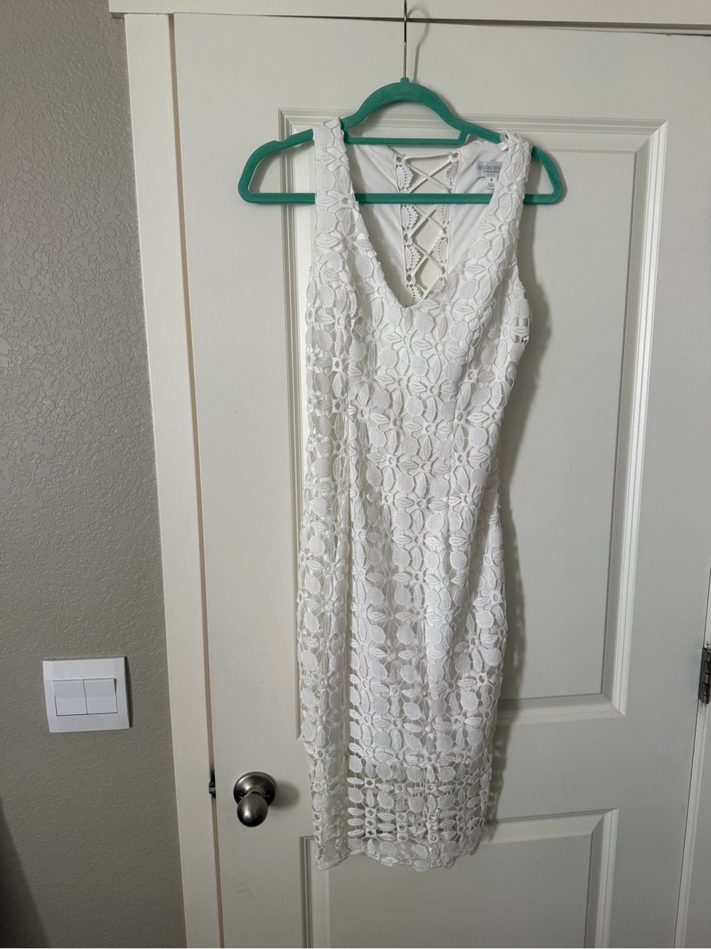 Bisou Bisou White Floral Crochet Midi Dress with Lace-Up Back